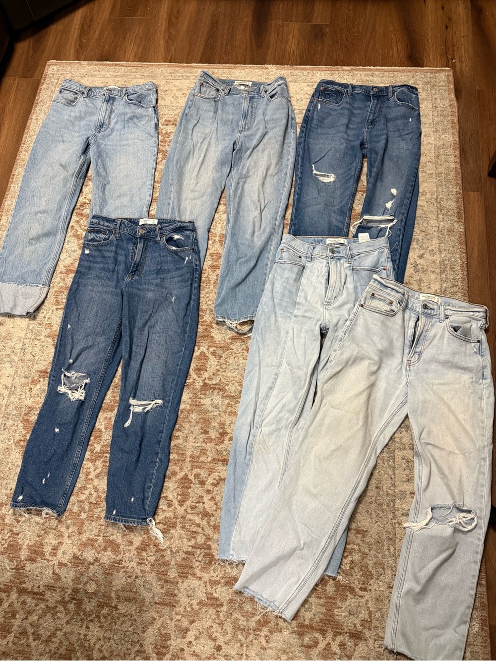 Abercrombie & Fitch women’s Mixed Blue Denim Jeans Lot 🌟Final drop 🌟